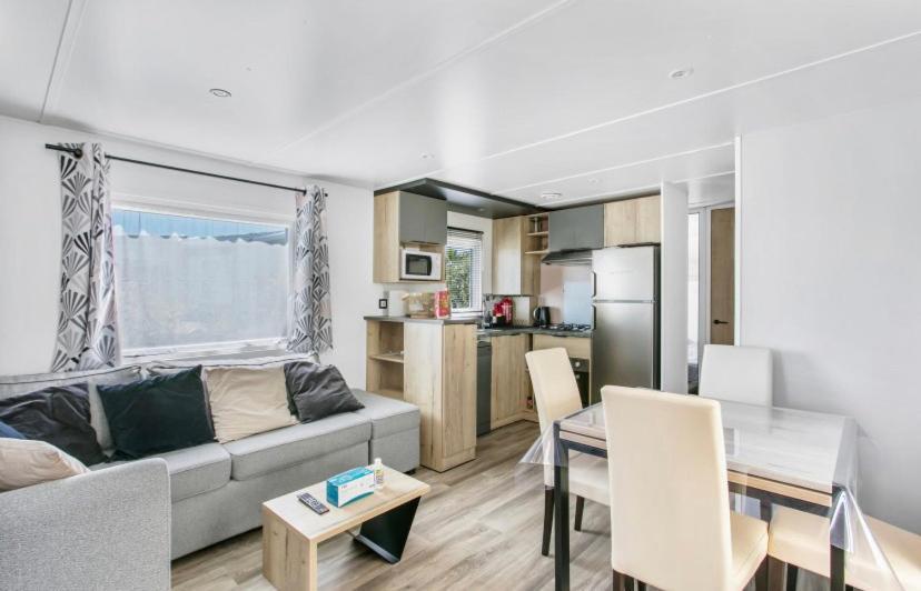 Particulier Loue Ce Mobil-Home 3 Chambres, Tout Confort فالراس بلاج المظهر الخارجي الصورة